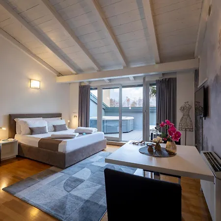Hi Room With Jacuzzi And Spa Access Trient Exterior foto
